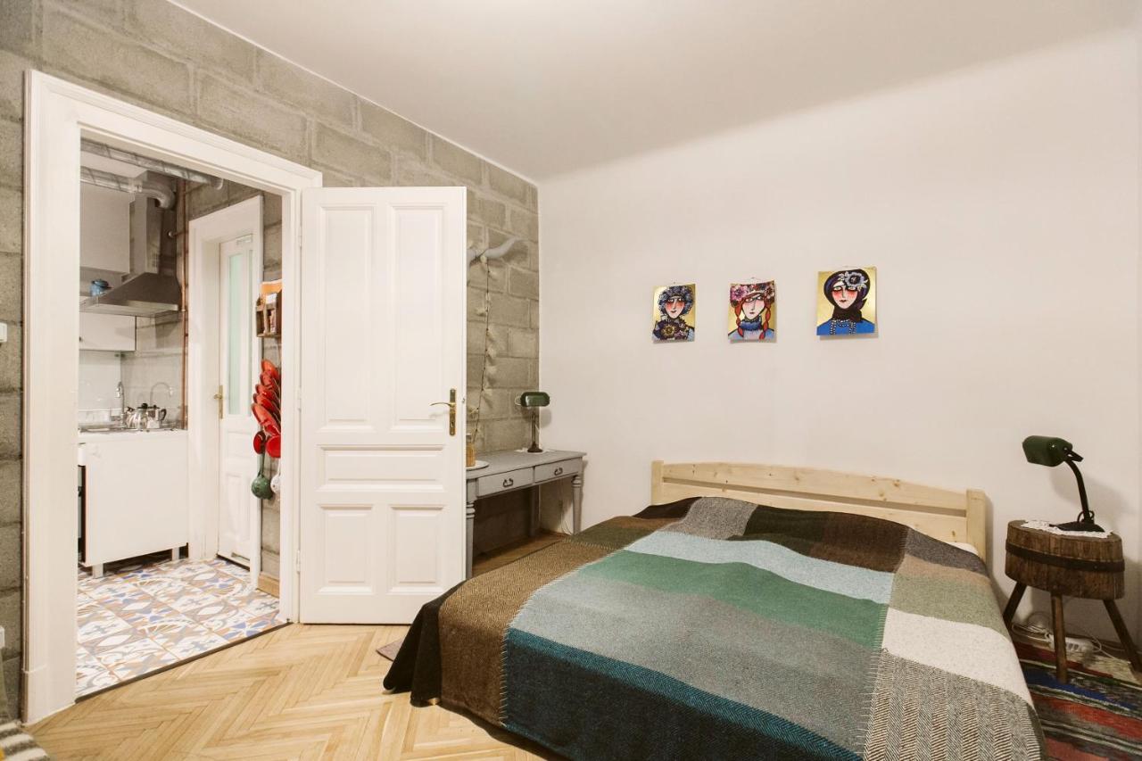The Double Vintage & Handcrafted Budapešť