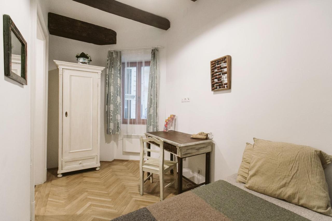 The Double Vintage & Handcrafted Apartament *